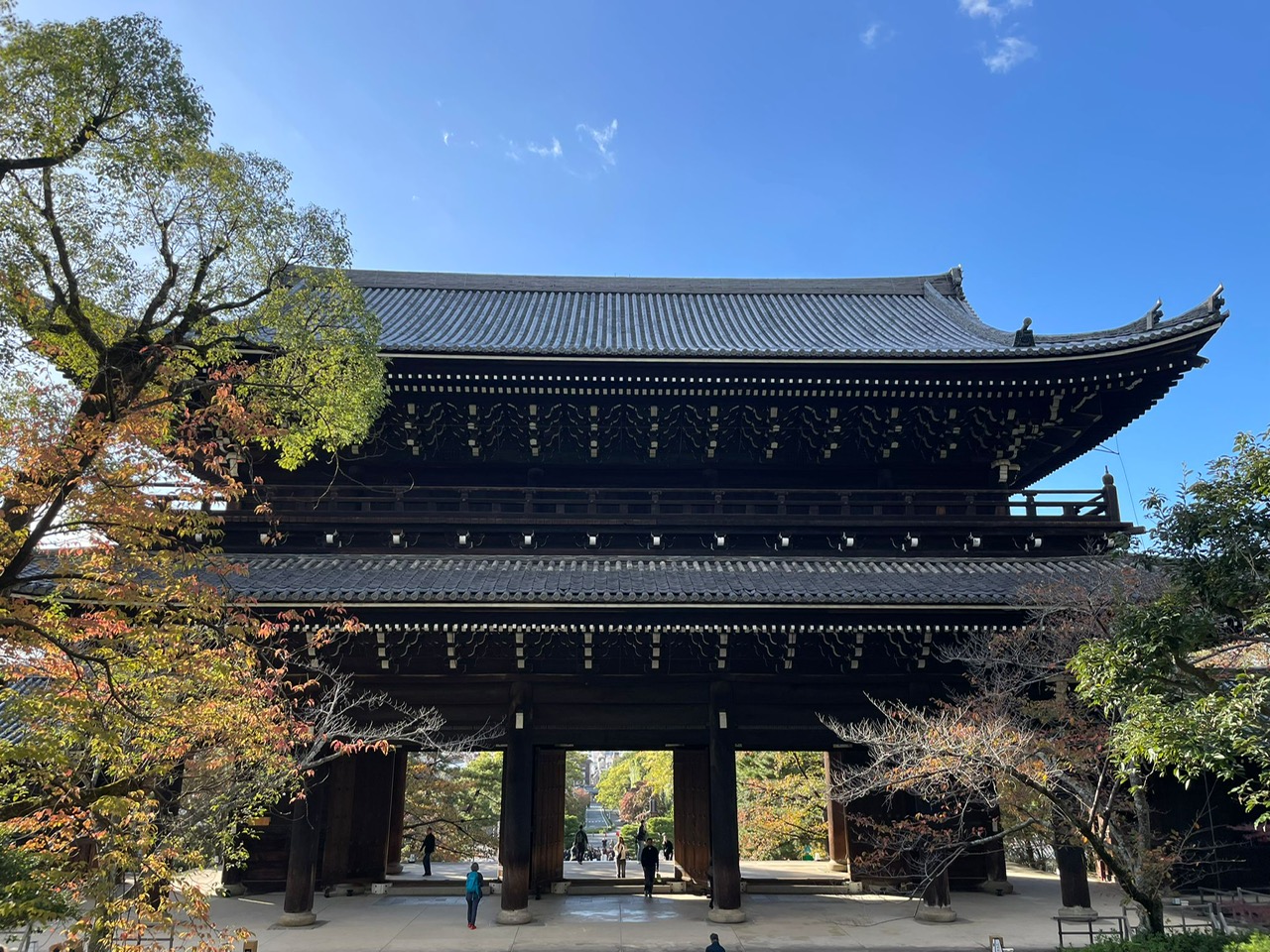 Zen.nl, Zen, meditatie, leren mediteren, Brian Victoria, Kyoto, Japan, zentuin, studiereis, tempel